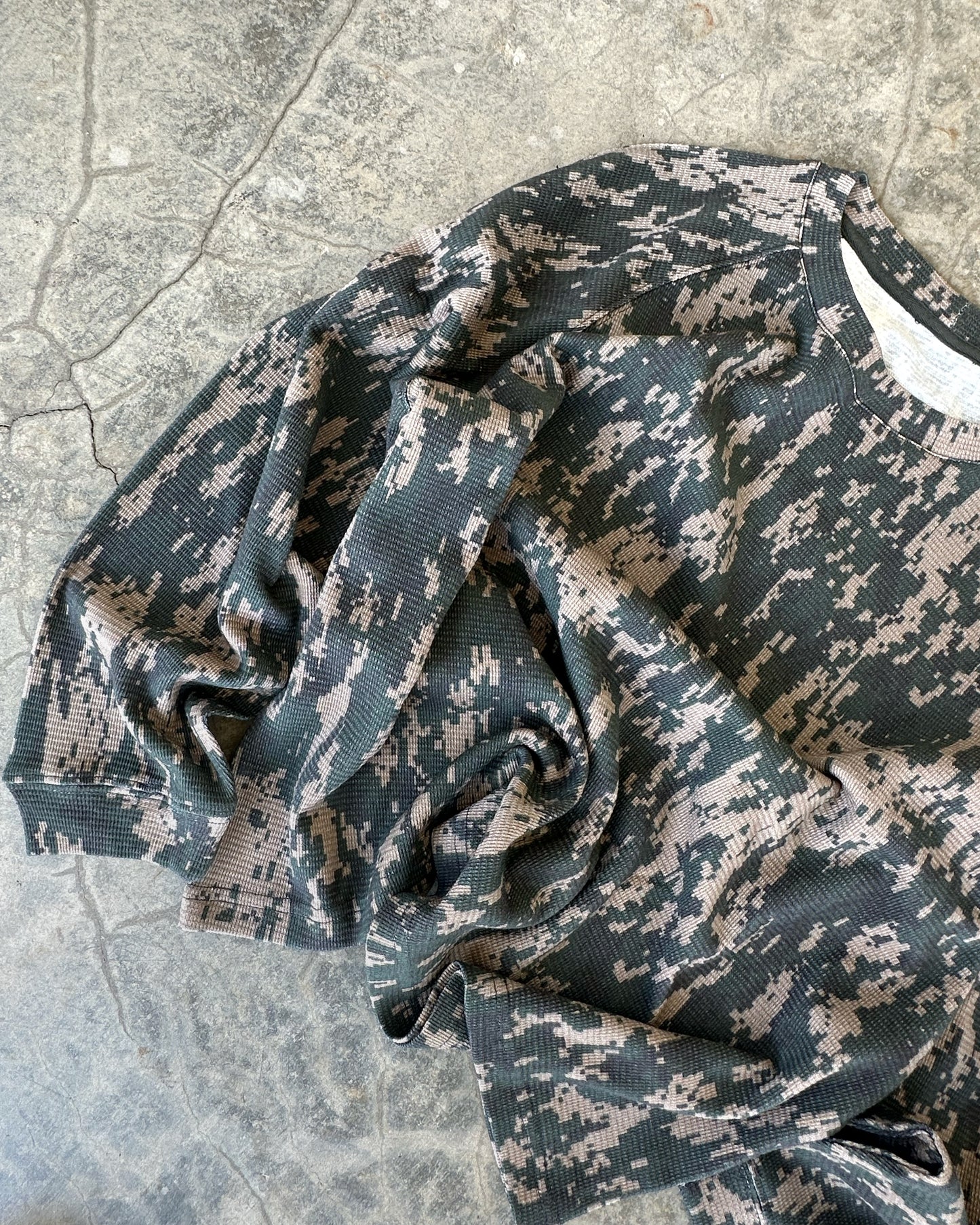 Digital Camo Thermal Long Sleeve